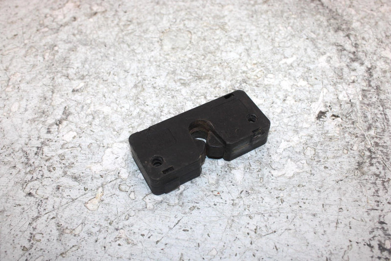 2015 Polaris Ranger 570 Eps Oem Tailgate Latch 7081568 XP5