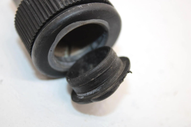 03 Arctic Cat 400 Fis Auto Trans Oem Accessory Socket 0641-897 AA9