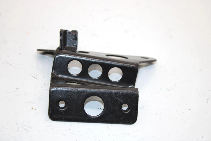 01 Kawasaki Prairie 300 Kvf300a 4x4 Oem Storage Case Bracket 11049-1733 AK7