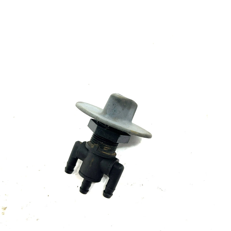 99-02 Polaris Xplorer 400 OEM Fuel Petcock 7052154 AP228