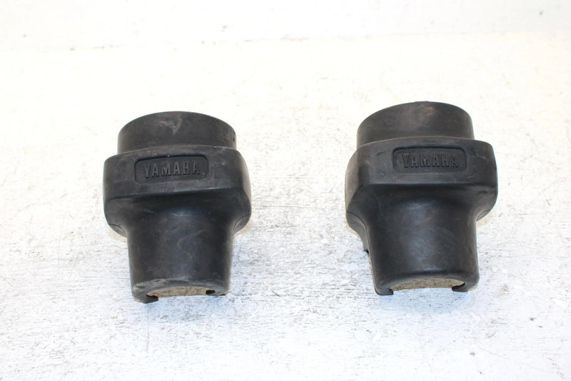 1996 Yamaha Vmax 600 Oem Strut Protector Pair 82M-77551-00-00 SY29
