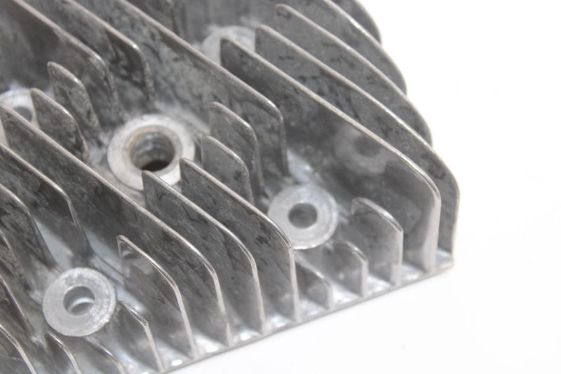 1979 Yamaha Enticer 340 Oem Right Cylinder Head 8H9-11121-00-00 SY66