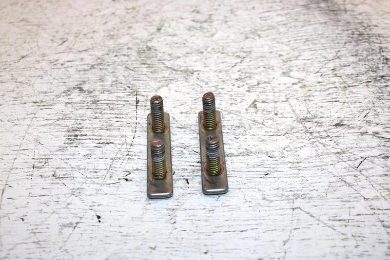 1999 Polaris 500 Indy Oem Front Bumper Support Stud Plate Pair 1012648 SP50