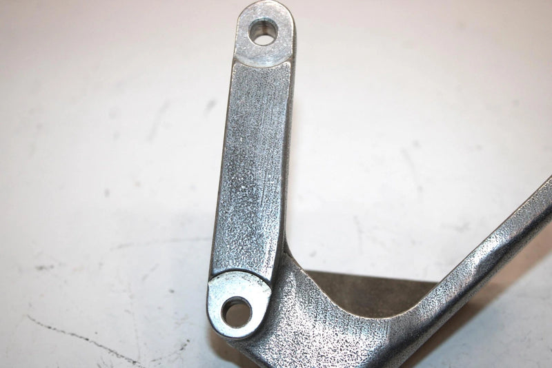 Arctic Cat Zr500  Oem Left Front Engine Mounting Bracket 0708-103 B662