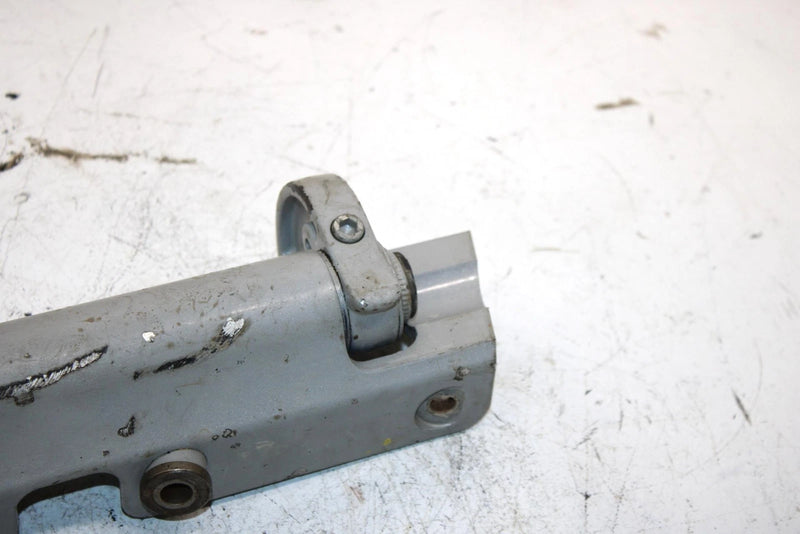 04 Arctic Cat Firecat 500 Sno Pro 1  Oem Right Steering Knuckle 1703-370 SAS10