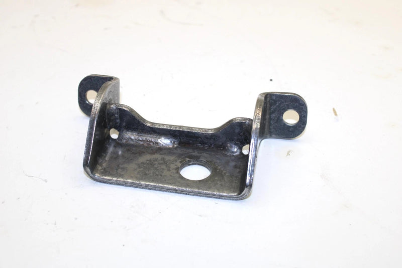 2002 Yamaha Sx Viper Oem Rear Upper Right Motor Mount 8EK-21426-00-00 Q2531