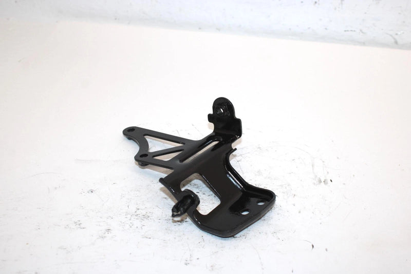 09 Honda Trx 500 Fpea Foreman P/s Es Oem Left Oil Cooler Stay 15620-HP0-B00 AH17