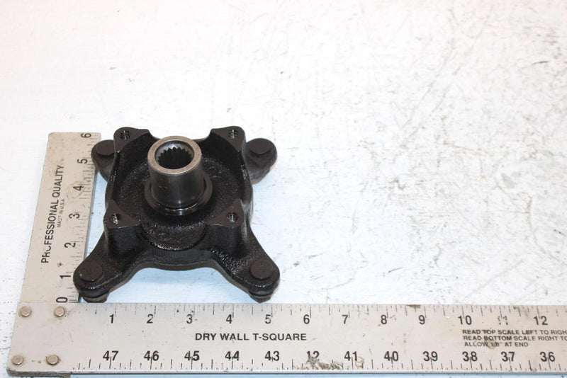 2002 Polaris Sportsman 700 Oem Front Wheel Hub W/Nuts 5131935 5135207 AP184