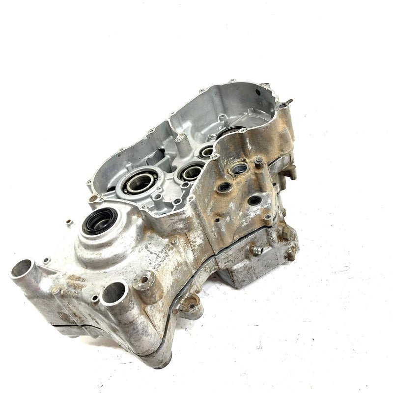 87-93 Suzuki Quadrunner 4WD LT4WD OEM Crankcase 11301-19862 AS28