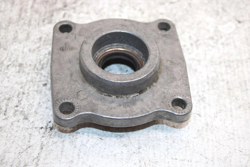 2001 Polaris Magnum 325 Oem Rear gearcase Front Cover 3233573 AP30