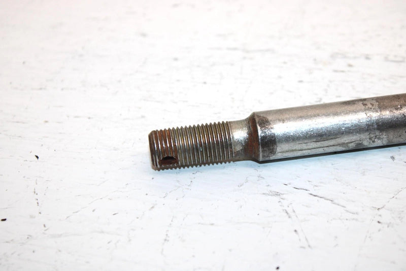 1985 Honda Atc 110 Oem Front Wheel Axle 44301-943-000 AH68