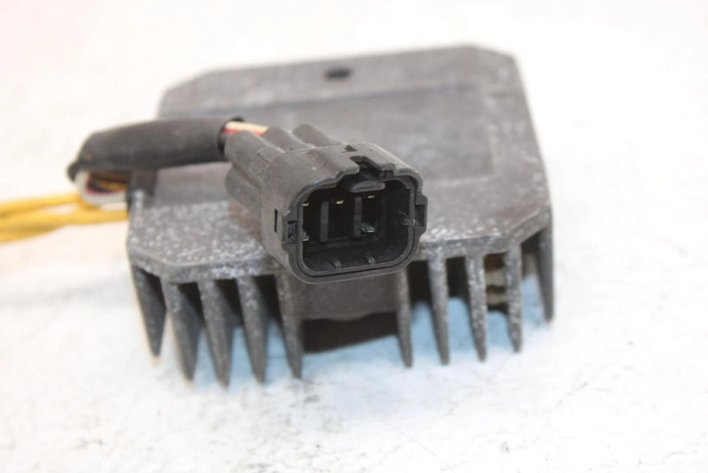 2004 Arctic Cat V2 650 Oem Voltage Regulator 0430-046 AA28
