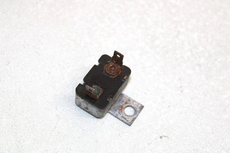 Polaris Oem Front Bumper Circut Breaker 12A 2434008 Q1001