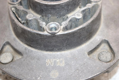 2002 Polaris Magnum 325 Oem Front Hub 5132627 AP151