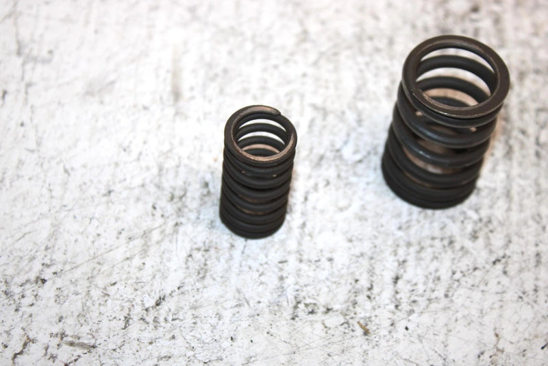 98 Honda Foreman Fourtrax Oem Valve Spring Set 14761-HM7-003 14751-HM7-003 AH35