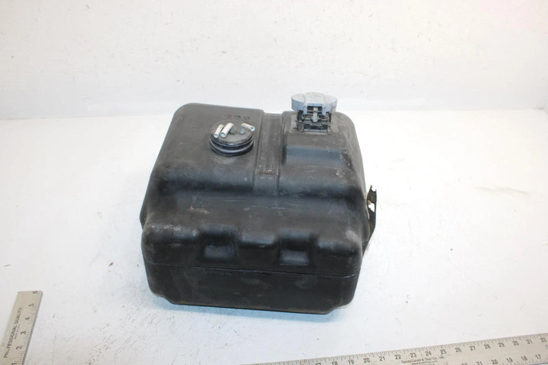 83 Yamaha Excel Iii Ec340g Oem Fuel Tank Set 8G8-24111-00-00 SY7
