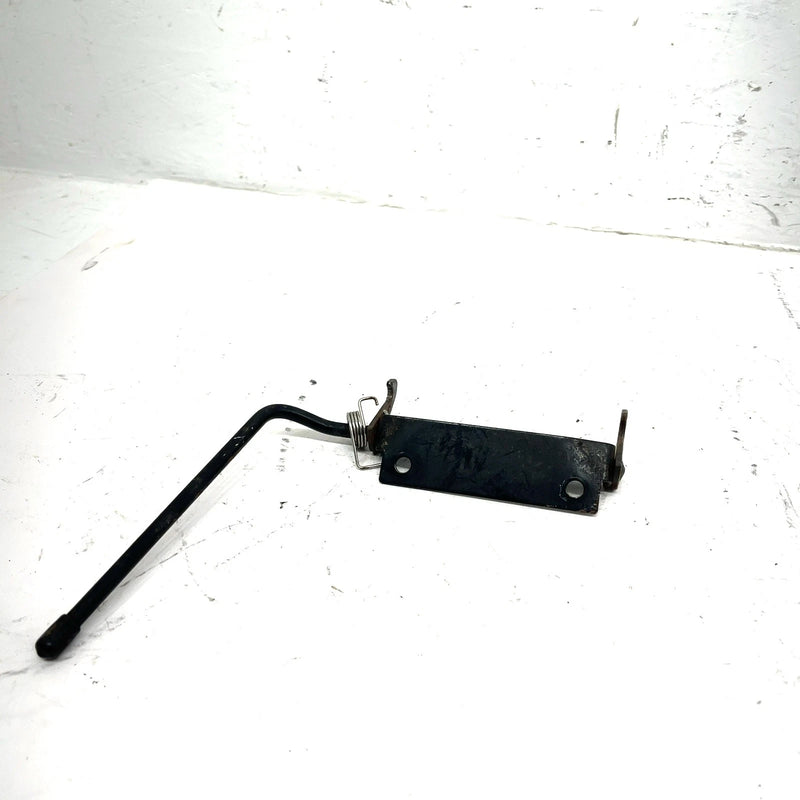 1998 Arctic Cat Bearcat 454 4X4 OEM Seat Latch Lever 1506-056 AA3