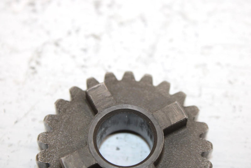 1986 Yamaha  Moto 4 200 Oem 25T 4th Pinion Gear 59V-17141-00-00 AY1