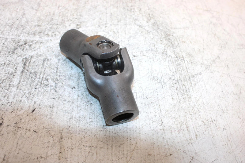 2002 Honda Foreman Rubicon Oem Yoke Joint 40210-HM5-731 AH36