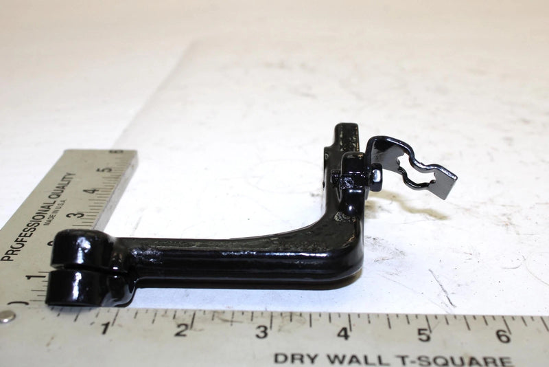 1988 Suzuki Quadrunner 250 Oem Front Right Knuckle Arm 51232-19B01 AS18