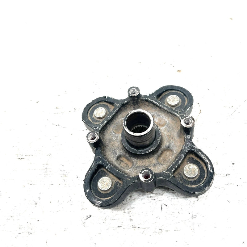2015 Polaris Ranger 570 4x4 Full Size OEM Front Wheel Hub 5137387-067 XP10