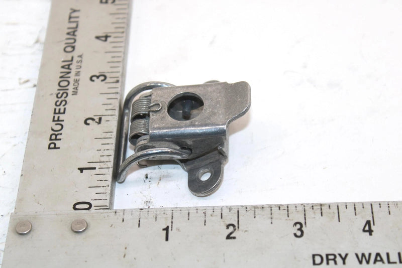 1976 Yamaha Gs340 Oem Latch Assembly 806-77170-00-00 SY71