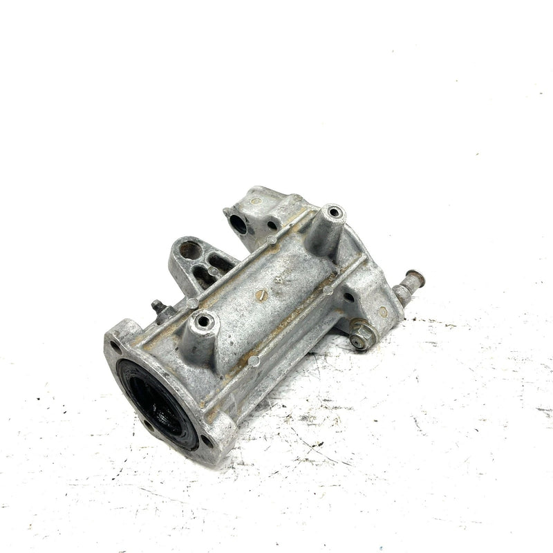 1985 Suzuki Quadrunner 185 OEM Axle Housing W/Pin 64720-24402 AS0