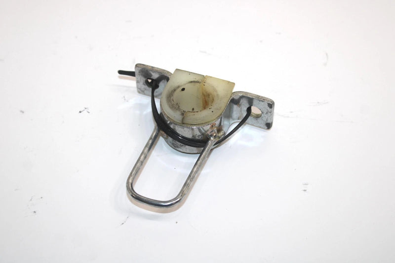 Yamaha Oem Steering Column Stay With Bushing 84M-23872-00-00 Q5477