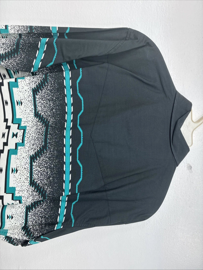 New Women’s Cumberland Designed Long Sleeve Button Up Medium MM-110
