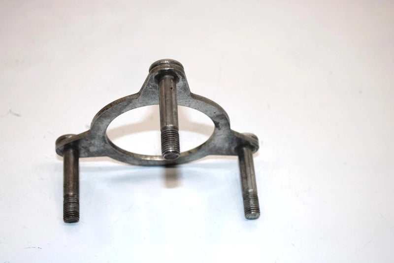 85 Suzuki Quadrunner 250 Lt250ef  Oem Rear Axle Bearing Plate 64770-24502 AS14