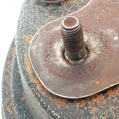 1996 Yamaha Kodiak 400 YFM400FW 4x4 OEM Front Wheel Hub 3HN-25111-02-00 AY64