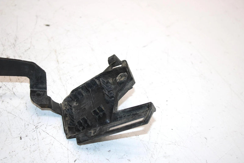 2019 Can-am Outlander 570 Oem Hose Support 709000337 AB9