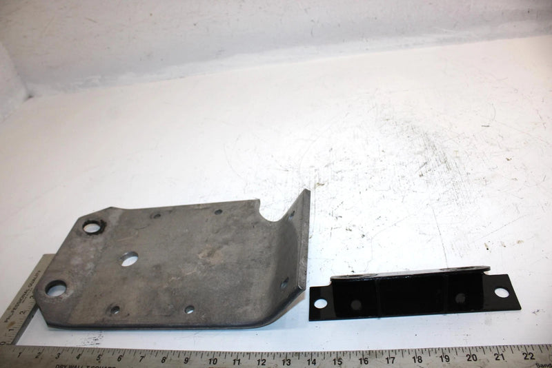 87 Polaris Trail Oem Engine Mount Plate Set 1011587 5220684 SP66