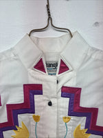 New Women’s Wrangler White Deigned Long Sleeve Button Up Medium KK-31