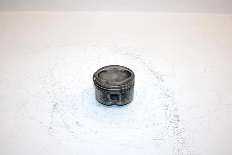 1999 Yamaha  Bear Tracker 2wd Oem 71mm Piston 4BD-11631-00-Y0 AY50
