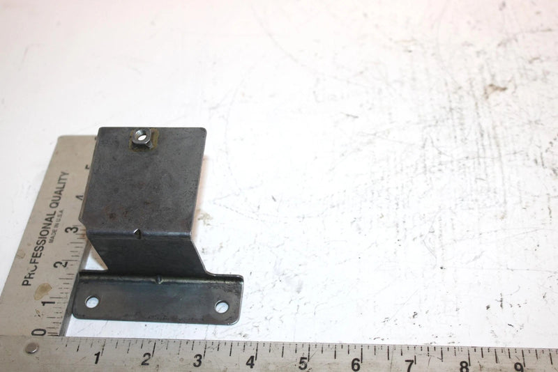 88 Yamaha Excel Iii Oem Electronics Mount Plate 8W8-81975-00-00 SY12
