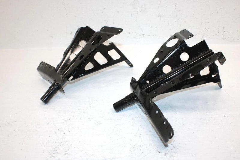 2002 Ski-doo Mxz 500 Oem Trailing Arm Mount Set 518320506 518320507 SS16