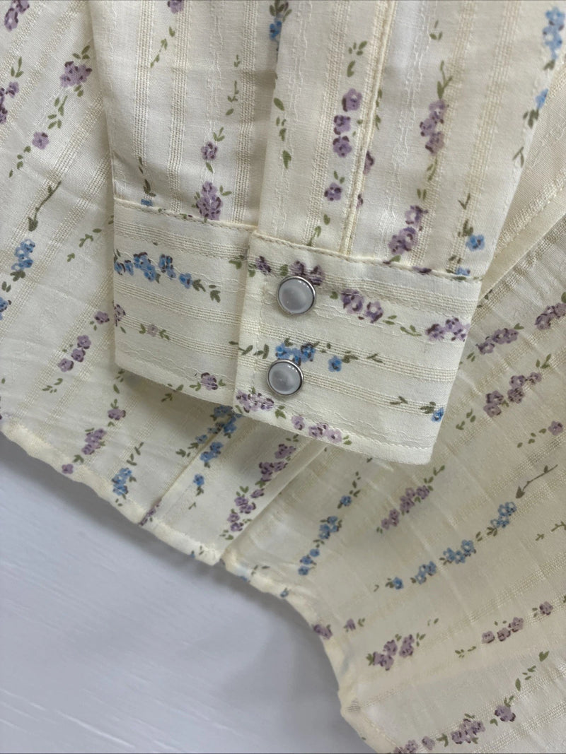 New Women’s White Horse Yellow Floral Long Sleeve Pearl Snap Small DD-47