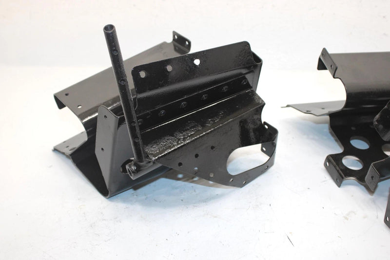 97 Polaris 600 Xcr Se Oem Footrest Set 1012281 1012280 SP157