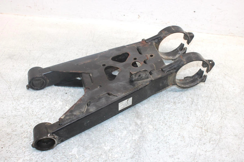 2004 Polaris Trail Boss 330 Oem Rear Swingarm 1580111 AP117