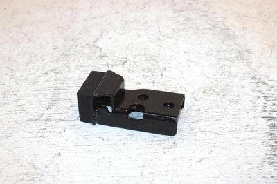 97 Yamaha Vmax Sx700 Triple Oem Engine Rubber Dampner Mount 8CH-21485-00-00 SY10