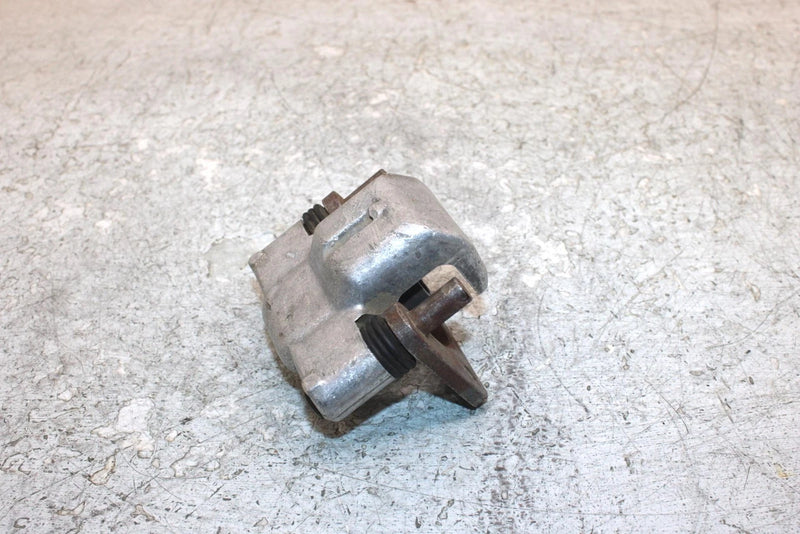 2006 Polaris Sportsman 500 Oem Right Rear Brake Caliper 1910917 AP186