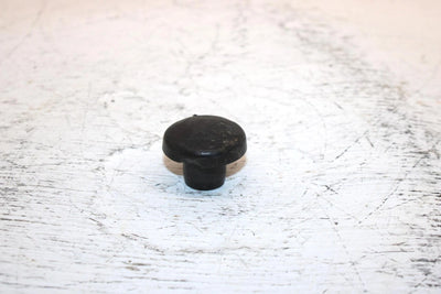 1996 Ski-doo Touring Sle 500 Oem Spindle Cap 572079100 SS12