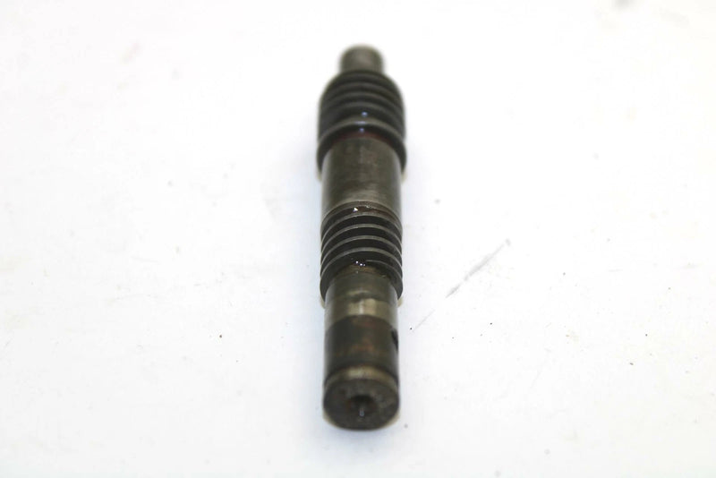 Yamaha OEM Oil Pump Worm Shaft 826-13175-00-00 Q4468