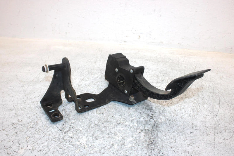 2015 Polaris Ranger 570 Eps Oem Throttle Pedal And Bracket 4014042 XP5.1
