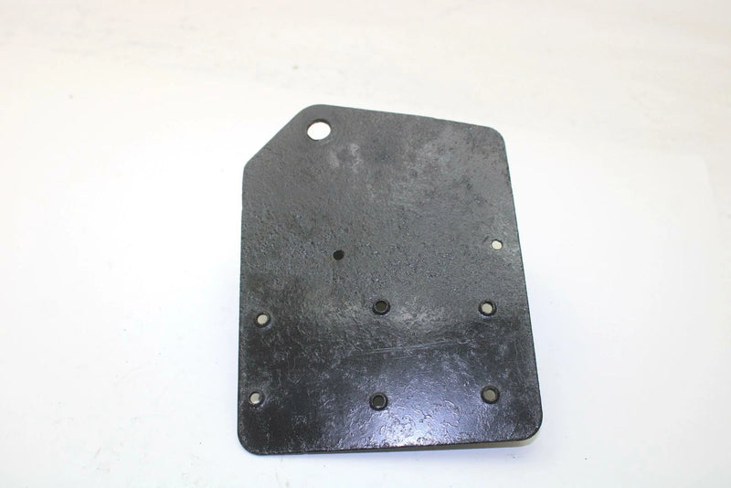 89 Yamaha Exciter EX570N OEM Suspension Bracket Pair 99999-02250-00 SY54