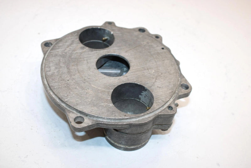 97 Ski-doo Mxz 583 Oem Oil Pump Mounting Flange 420810490 SSS1