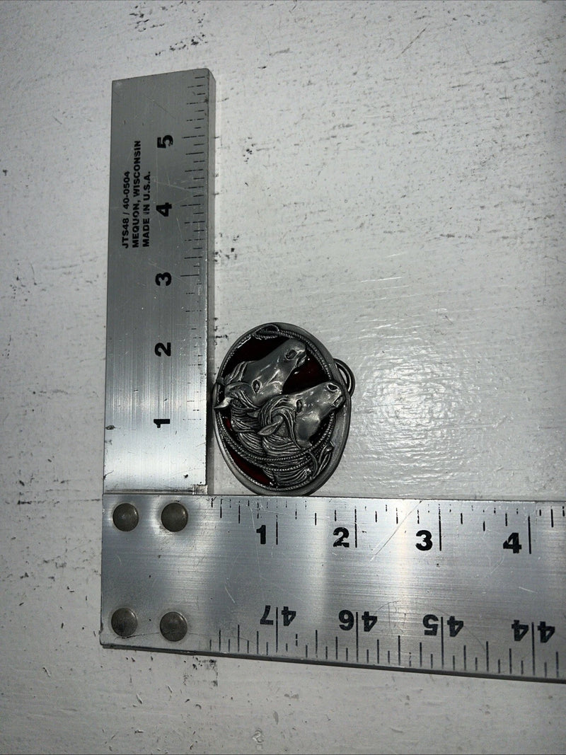 New Children’s Western Express Horse Head Red Belt Buckle. S-15 F-3