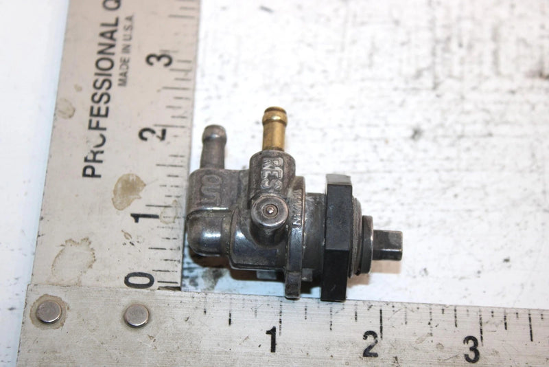 1999 Polaris Sportsman 335 Oem Three Way Valve 7052161 AP17