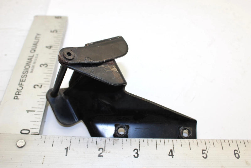 Yamaha Oem Hood Hinge 8DF-7714A-00-00 Q4294